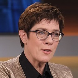 Annegret Kramp-Karrenbauer