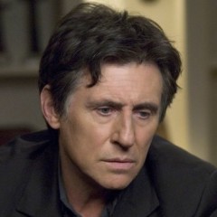Gabriel Byrne