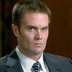 Garret Dillahunt