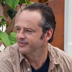 Gil Bellows