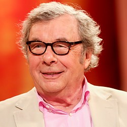 Prof. Hellmuth Karasek