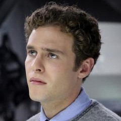 Iain de Caestecker