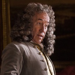 Simon Callow
