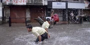 Für die einen ist es ein gewaltiges Naturschauspiel, für die anderen Symbol des Lebens und der Seele Indiens: der Monsun.