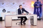 Tobias Mann in seiner modern eingerichteten Studiohälfte