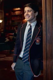 Josh Luders (Jonny Gray)