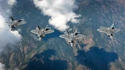 Bildunterschrift:
Die F-22 Raptor wird ausschließlich von der United States Air Force eingesetzt.