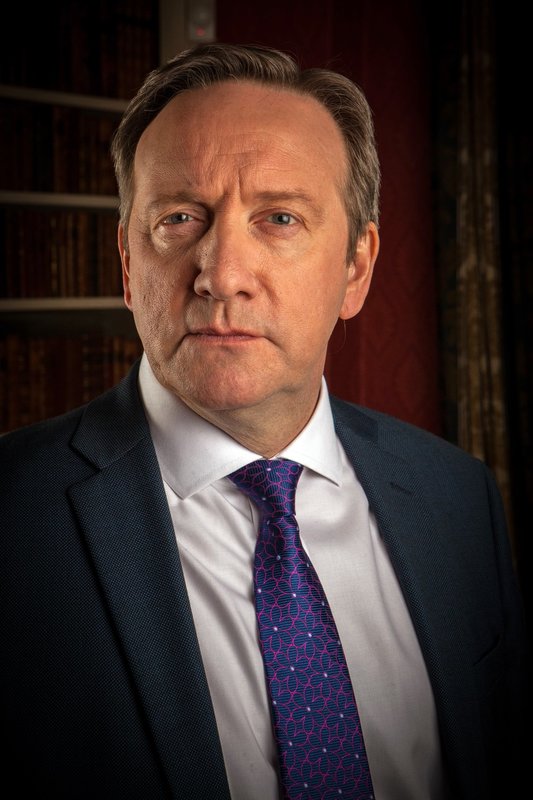 [18x01] Und wo sind die Leichen? (Habeas Corpus) Inspector Barnaby