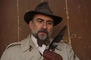 Kommissar Larosière (Antoine Duléry)