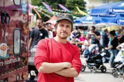 Titel: Das Foodtruck Festival;
Ausstrahlungszeitraum von: 2018-08-05;
Ausstrahlungszeitraum bis: 2018-08-05;
Person: Tommy Scheel;
Copyright: kabel eins / Bene Müller;
Fotograf: Benedikt Müller;
Bildredakteur: Clarissa Schreiner;
Dateiname: 1360550.psd;
Rechtehinweis: