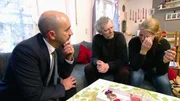 Schuldnerberater Max Postulka (li.) im Gespräch mit Harald und Christine