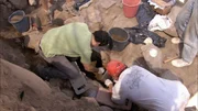 Archäologen bei Ausgrabungen in Israel.