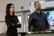 From left: Jane Doe (Jaimie Alexander) and Kurt Weller (Sullivan Stapleton).