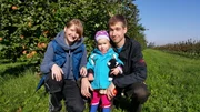 Sandra Urban und ihr Mann Jirka Stengel mit Tochter Melina aus Berlin.
