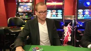 Der 24-jährige David ist am Boden angekommen, will sich aber nicht eingestehen, dass er spielsüchtig ist. Immer tiefer versinkt er im Sumpf...