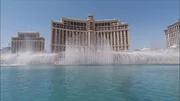 Vor dem Bellagio Hotel finden mehrmals täglich einzigartige Wasserspiele statt.