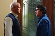 Alan Dale (Caleb), Peter Gallagher (Sandy).