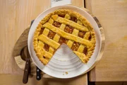 Aprikosen und Rum Crostata