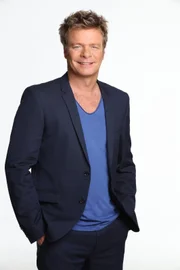 Oliver Geissen moderator.