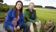 WDR Fernsehen MIT BOCK DURCHS LAND, "Folge 4 Hilfsschäfer-Duo Moschner & Naujoks trifft auf Neubauer & Kelly", am Mittwoch (10.06.15) um 21:00 Uhr.
Christine Neubauer (l) und Joey Kelly (r) gehen als Aushilfsschäfer gemeinsam mit Wanderschäfer Maik Randolph durch die Lande. Später treffen sie dabei noch auf die Aushilfsschäfer Ruth Moschner und Ingo Naujoks.