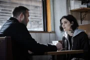 Kurt Weller (Sullivan Stapleton, l.); Jane Doe (Jaimie Alexander, r.)