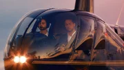 Im Helikopter wird Andrej (l.) zur Nacht der Rosen gebracht.