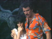 Magnum (Tom Selleck) ist als Leibwächter für die Tänzerin Kendall Chase (Andrea Marcovicci) engagiert worden.