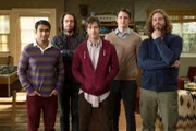 (v.li) Kumail Nanjiani, Martin Starr, Thomas Middleditch, Zach Woods, T.J. Miller.