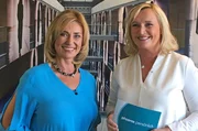 Dagmar Wöhrl (l.) zu Gast bei Inga Kühn (r.)