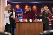 (v.l.n.r.) Lea-Sophie Cramer; René Hornung; Hans-Jürgen Moog; Joko Winterscheidt; Jens Wolf; Lena Gercke