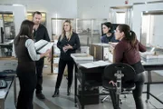 (v.l.n.r.) Briana (Amy Wilson); Kurt Weller (Sullivan Stapleton); Patterson (Ashley Johnson); Jane Doe (Jaimie Alexander); Tasha Zapata (Audrey Esparza)