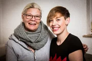 Hartz und herzlich - Rückkehr in die Benz-Baracken: Beate mit Tochter Janine
