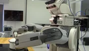 PR2 ist ein Haushaltsroboter und kann schon selber Popcorn machen.