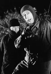 Michael Donegan (Horst Tappert, re.) ist einer der Anführer der Posträuber in "Die Gentlemen bitten zur Kasse" (1966)