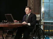 Finch (Michael Emerson)