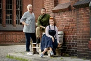 (v.l.n.r.) Bettina Schliephake-Burchardt; Christian Hümbs; Enie van de Meiklokjes
