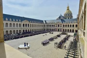 Cérémonie d'hommage national aux Invalides