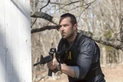 Sullivan Stapleton (Kurt Weller).