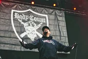 Body Count, hier Frontmann Ice-T, klagen mit ihrem Genre-Mix aus Rap und Metal seit Jahren die Polizeigewalt in den Vereinigten Staaten an.