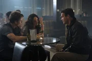 v.l.n.r.: Craig Bakus (Anthony Lemke), Cheryl Wincroft (Natalie Brown) und Don Wincroft (David James Elliott).