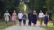 V.l.: Sophie und Basset, Elvira und Yusuf, Renate und Hermann und Katharina und Daniel