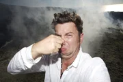Moderator Toby Amies in den Vulkandämpfen von Sizilien.