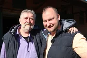 Die Bottroper Trödler Christian Thimm und Theo Pankalla wissen wie der Gebrauchtwaren-Markt funktioniert. Jeden Tag kaufen und verkaufen sie in ihrem eigenen Second-Hand-Laden Trödel aller Art. Können Sie auch Werners Schätze zu Geld machen?