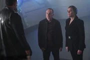 Phil Coulson (Clark Gregg), General Hale (Catherine Dent)