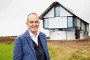 Grand Design - Grosse Träume, grosse Häuser
Staffel 11
Kevin McCloud präsentiert die aufregensten Bauprojekte Grossbrianniens.
SRF/Channel 4