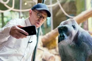 Kulturplatz extra – Giacobbo/Müller im Zoo
Mike Müller im Affenhaus.
Copyright: SRF