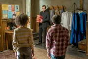 L-R: Young Tulip (Ashley Aufderheide), 10-Year-Old Jesse (Dominic Ruggieri)