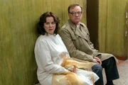 L-R: Ulana Khomyuk (Emily Watson) and Valery Legasov (Jared Harris)