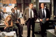 Dann Florek asDonald Cragen Jerry Orbach Jesse L. Martin Michelle Hurd