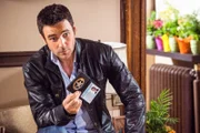 Allan Hawco (Jake Doyle).